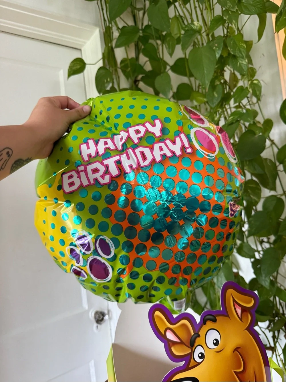 Happy Birthday Table Centerpiece Balloon Decoration - SCOOBY DOO